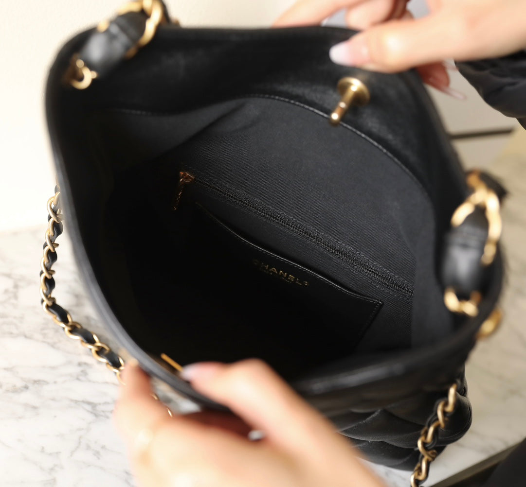 CHANEL 25S TOTE 30 CM IN BLACK LAMBSKIN WITH GOLD HARDWARE
