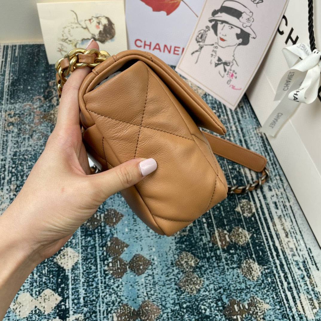 CHANEL MEDIUM 26 FLAP BAG IN PEANUT LAMBSKIN