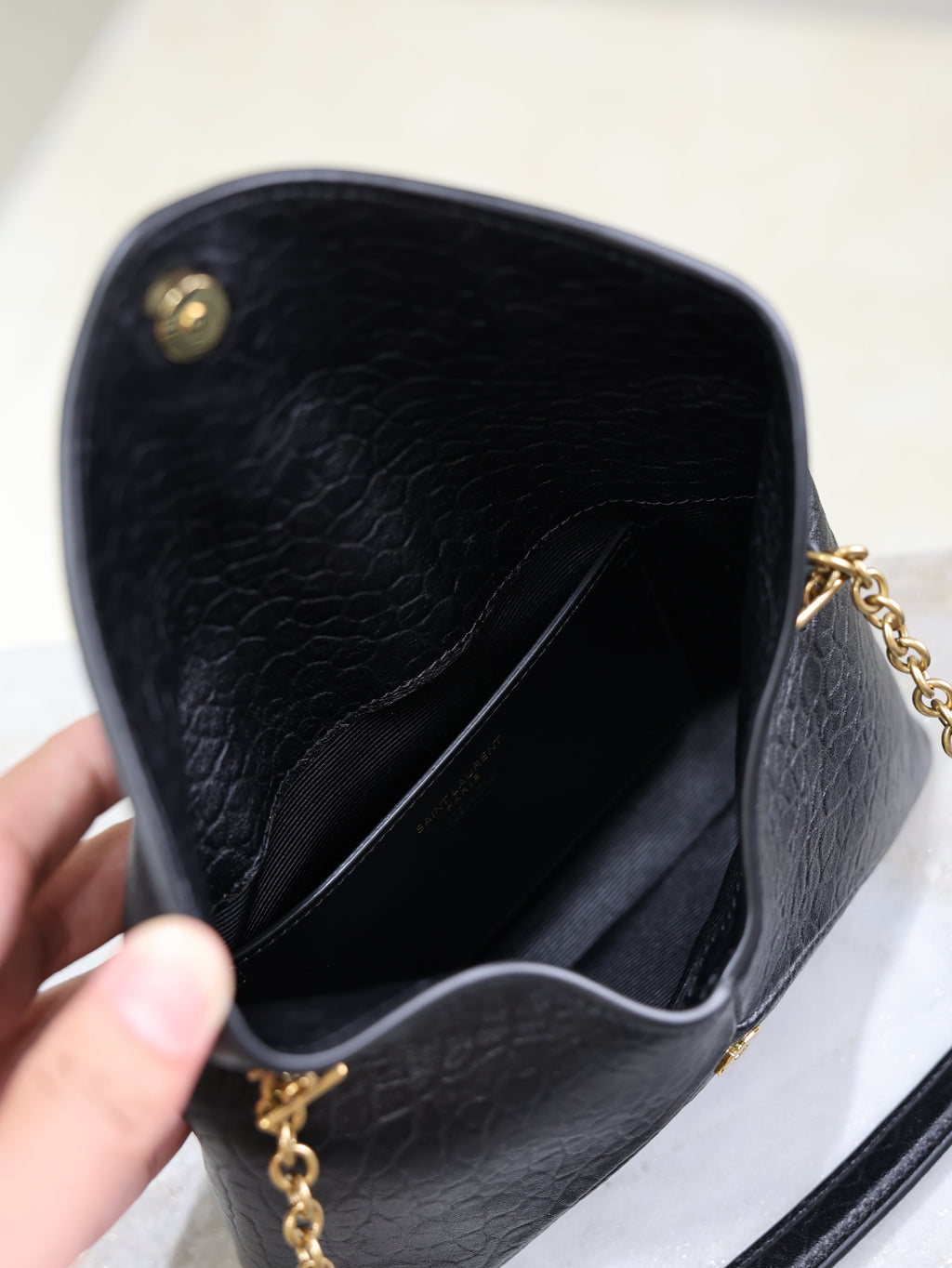 YSL 25S CALYPSO MINI 19 IN BLACK LAMBSKIN GOLD HARDWARE