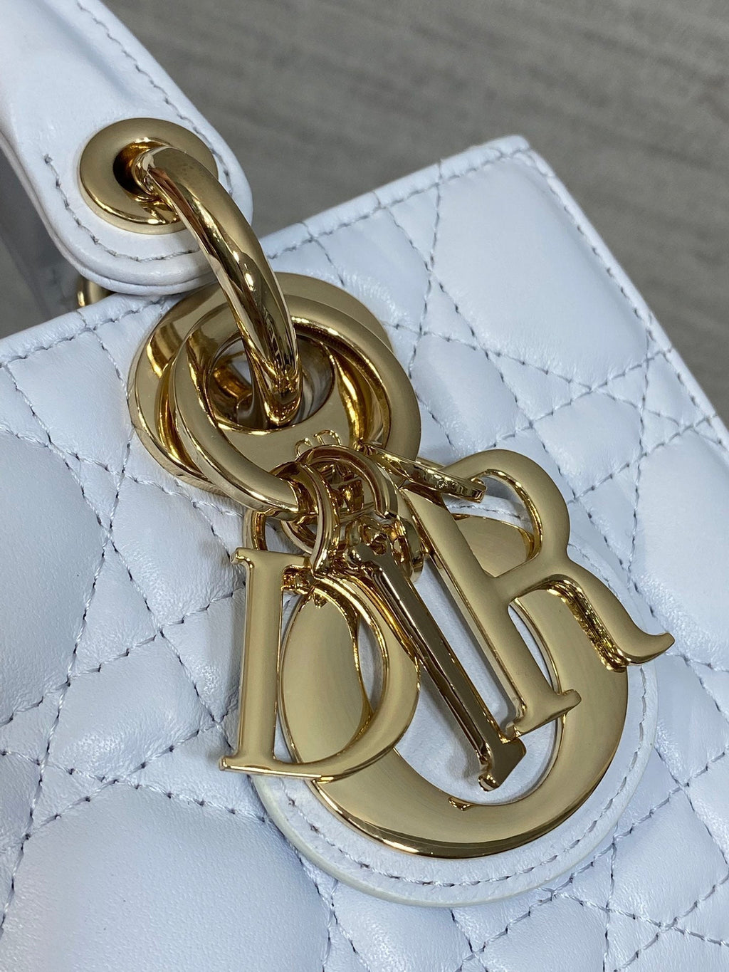 DIOR 25S SMALL LADY D‑JOY BAG 19 IN LIGHT BLUE CANNAGE CALFSKIN GOLD HARDWRE