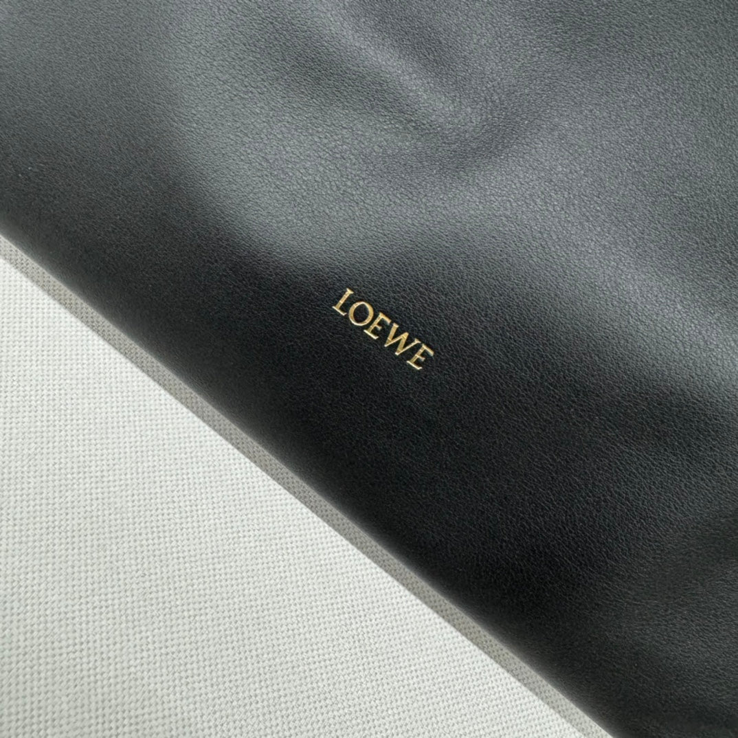 LOEWE 25S LARGE FLAMENCO CLUTCH BAG 30 IN BLACK CALFSKIN