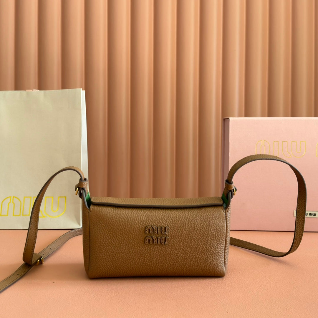 MIUMIU 26S POUCH BAG 18 IN DARK BROWN CALFSKIN GOLD HARDWARE