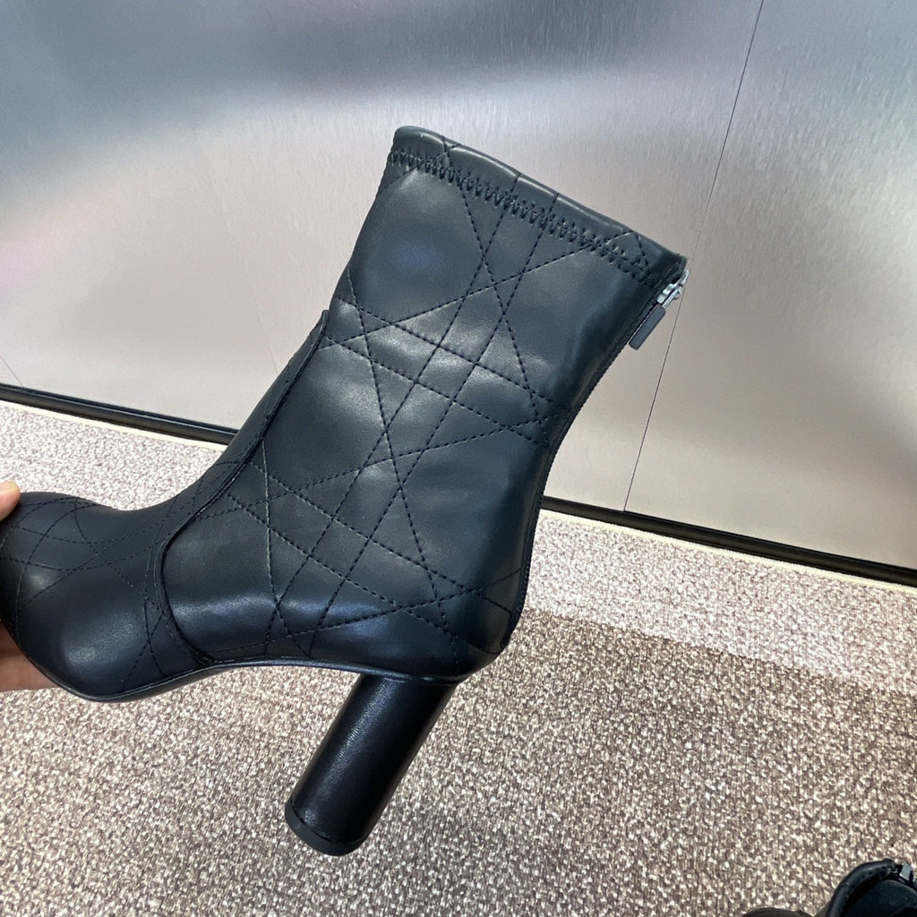 DIOR 25S D-SHADOW COUTURE SERIES ANKLE BOOTS 90MM IN BLACK CALFSKIN